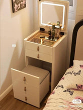Load image into Gallery viewer, Portable vanity table with lights
