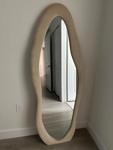 Full length asymmetrical mirror