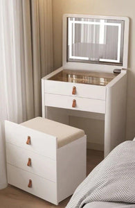 Portable vanity table with lights