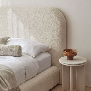 Reigen Boucle Platform Bed